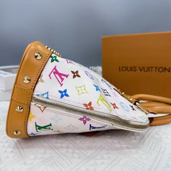 Louis Vuitton white tricolor coated studded monogram shell bag, 95% new - Picture 6 of 7